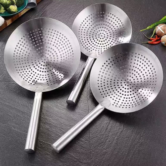 Perforated Skimmer 26cm